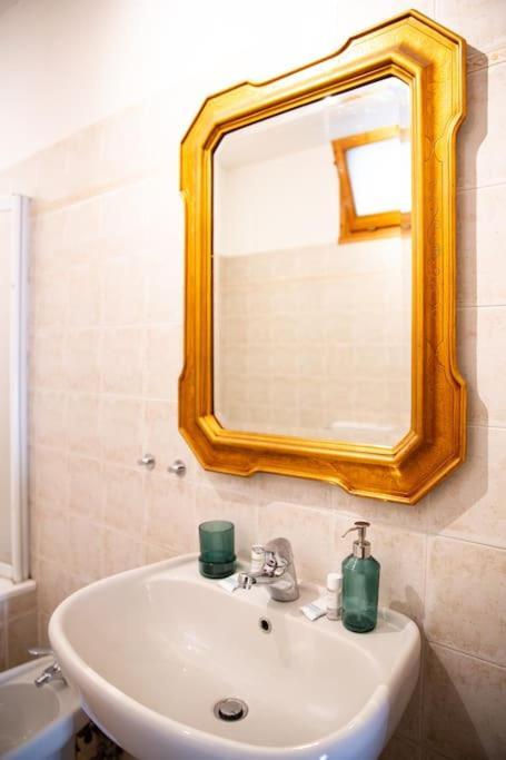 Cozy Apartment With A Strategic Position Florencja Zewnętrze zdjęcie
